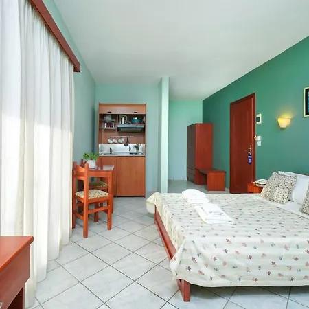 Makrina Hotel