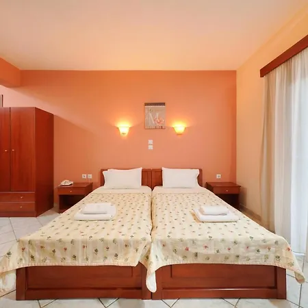 Hotel Makrina 2*